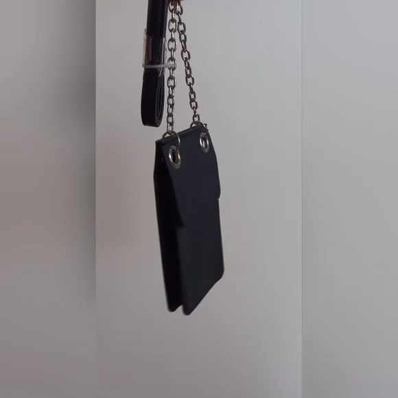 Madden Girl Crossbody Phone Bag (NWOT) - Picture 5 of 7